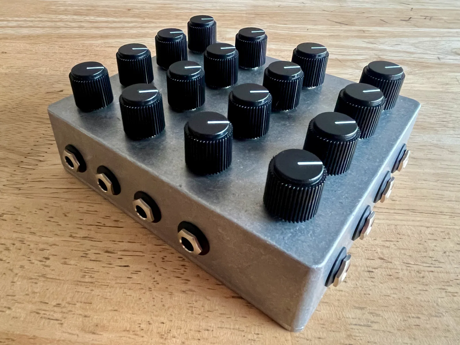 4x4 Matrix Mixer