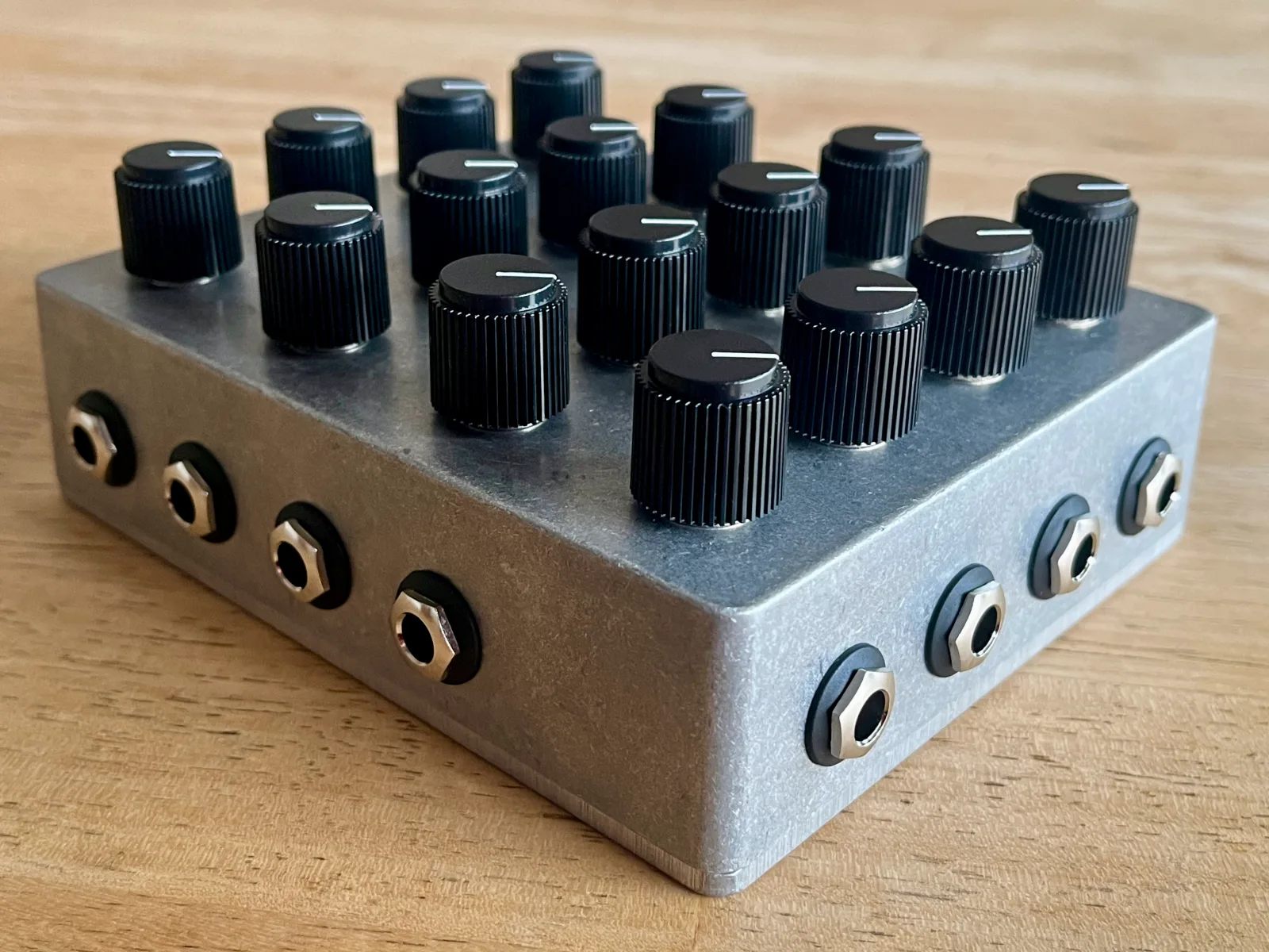 4x4 Matrix Mixer