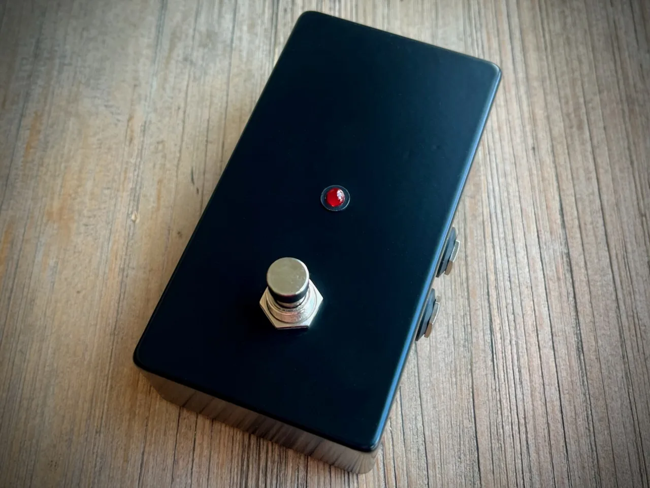 AY Pedal