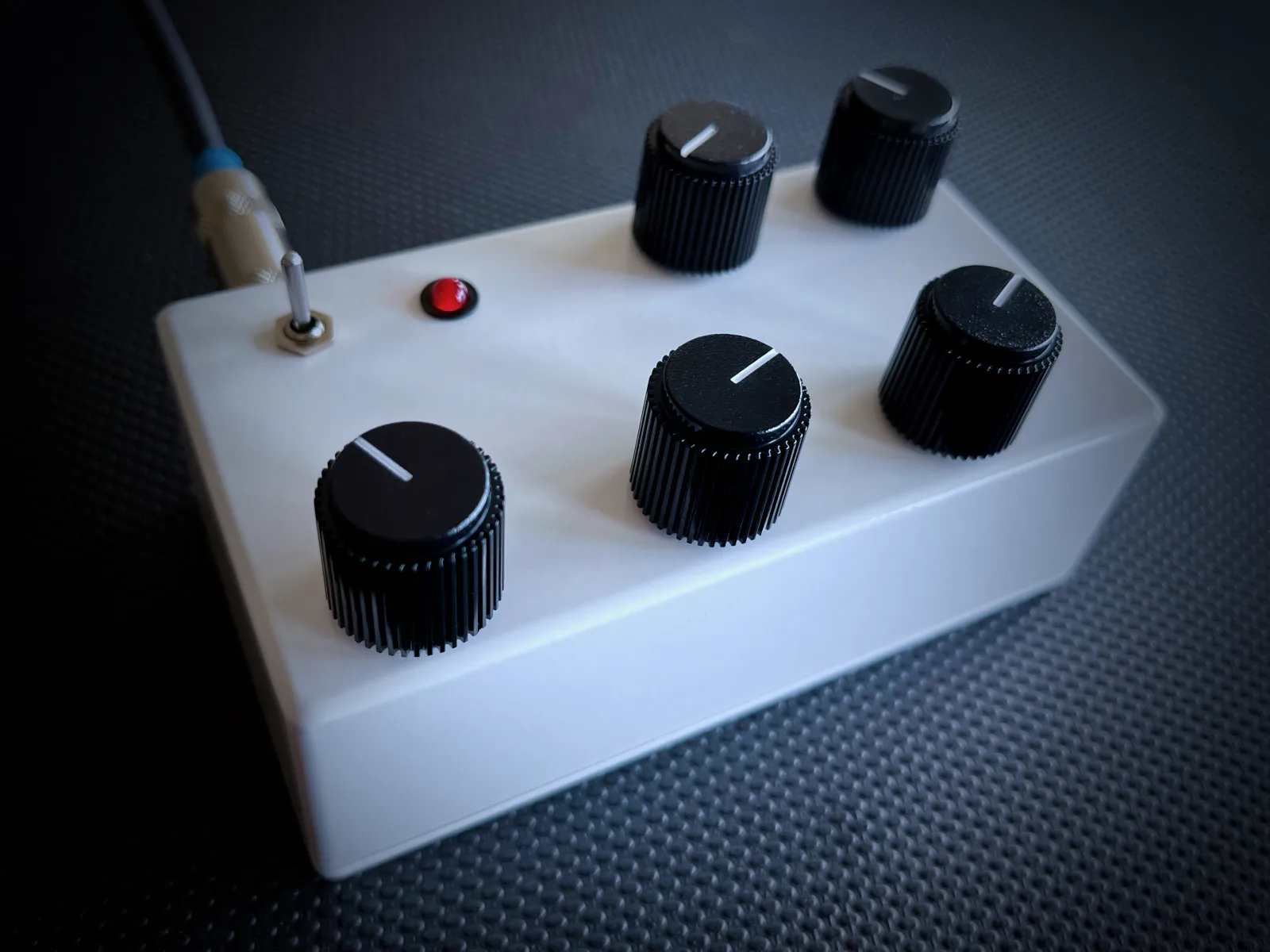 Auto-Step Synthesizer